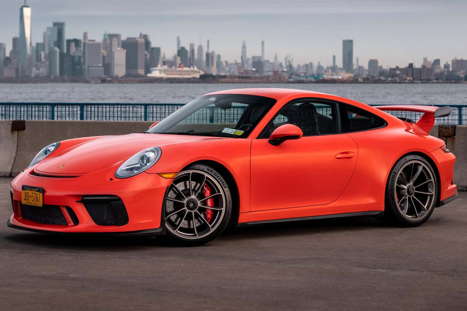 2018 Porsche 991 911 sold for $130,991