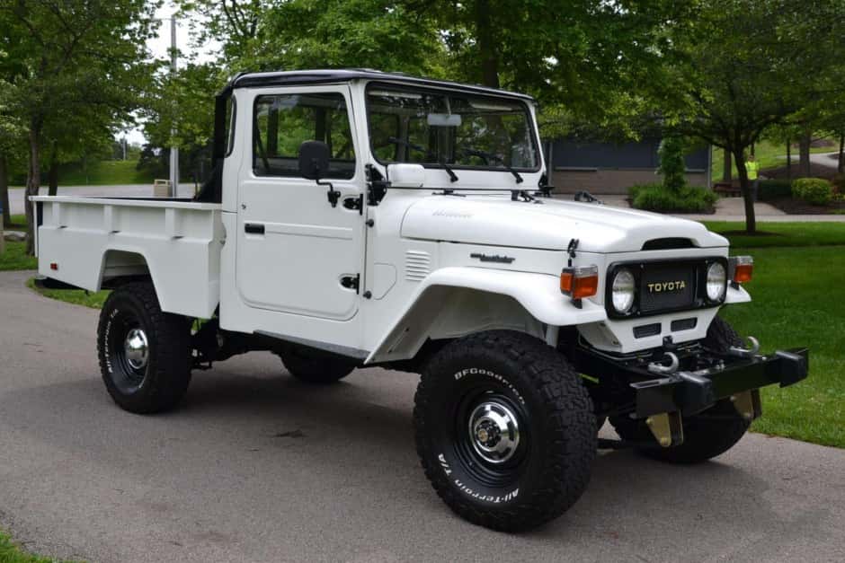 1986 Toyota Land Cruiser FJ45 sold for $47,500