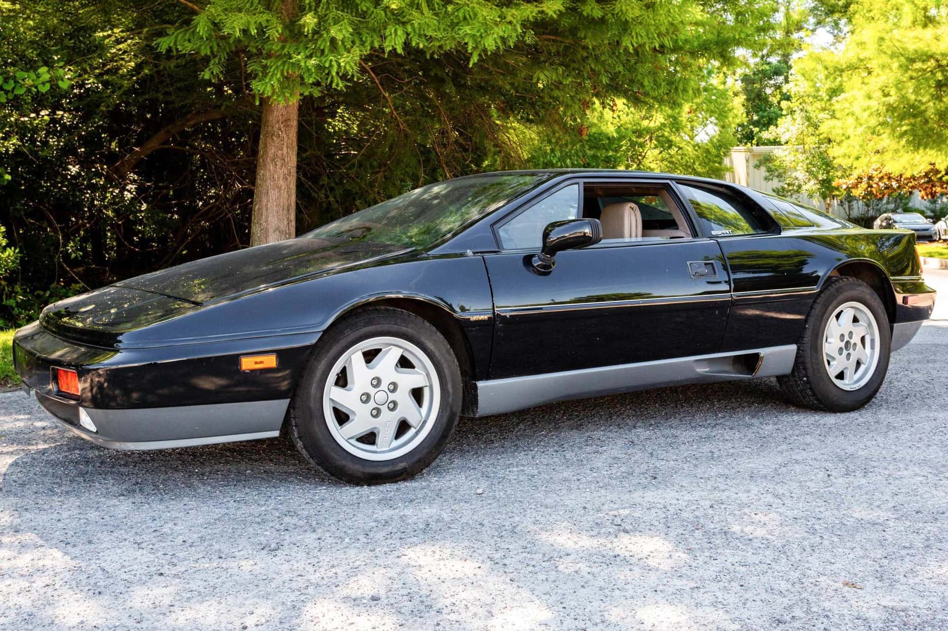1989 Lotus Esprit sold for $20,000