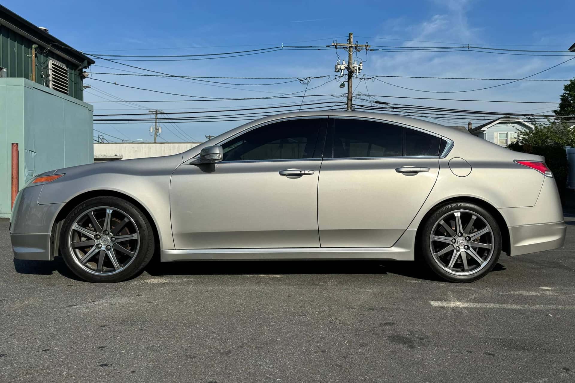 2011 Acura TL sold for $10,350