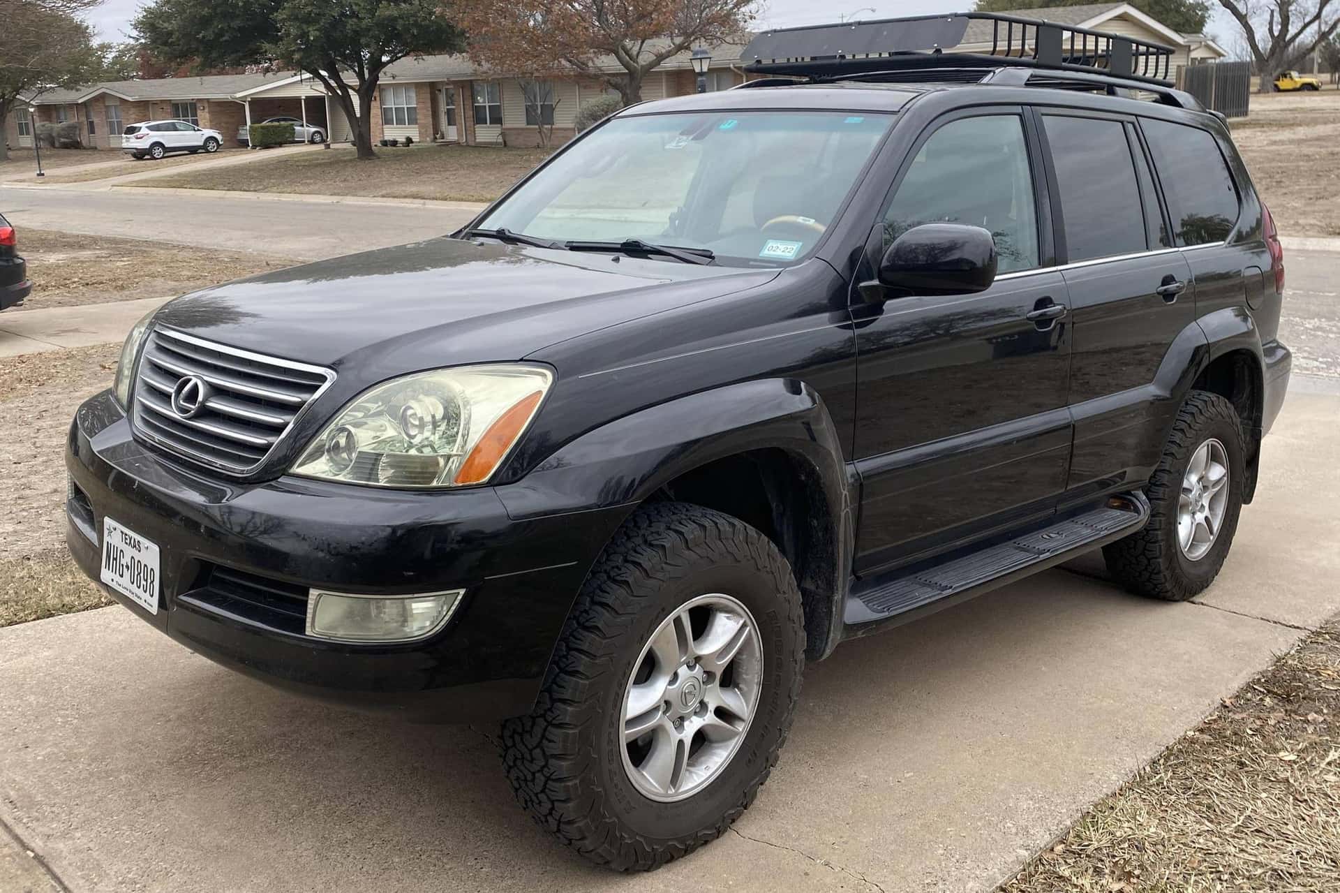 2003 Lexus GX sold for $15,800