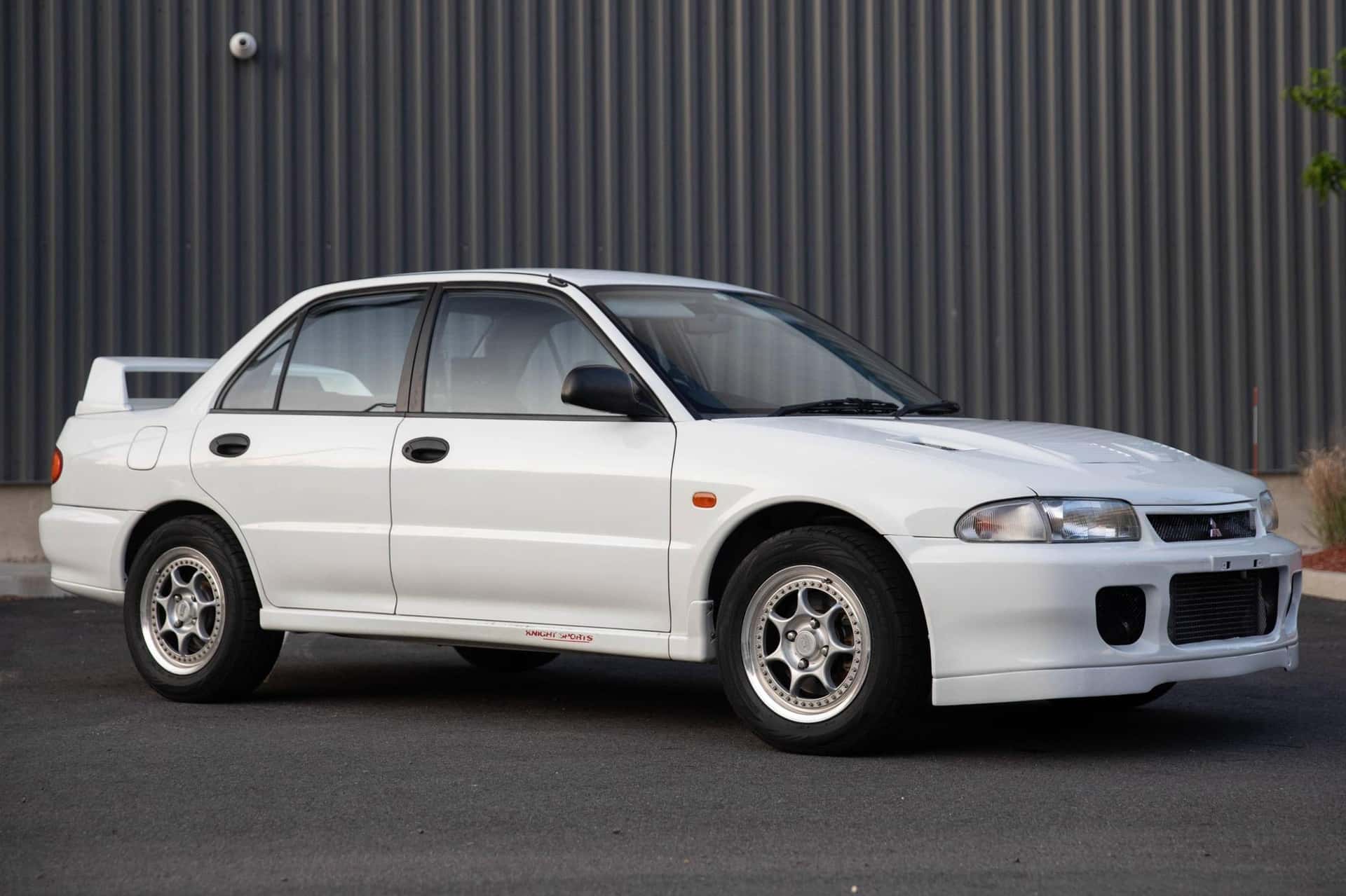 1994 Mitsubishi Lancer Evolution sold for $14,100