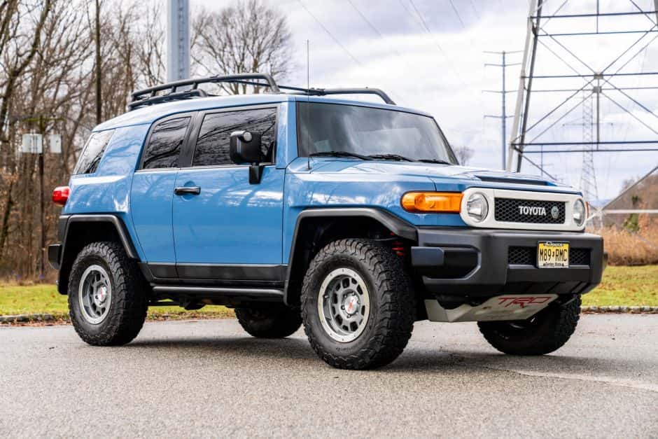 2014 Toyota FJ Cruiser sold for $26,100
