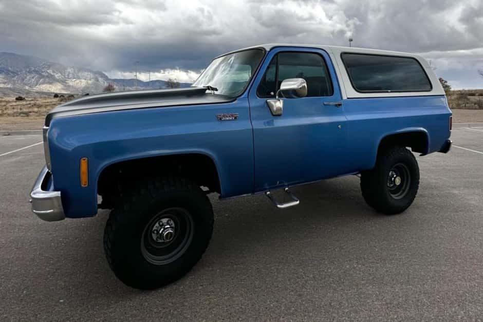 1976 GMC Jimmy (1973-1991) sold for $15,500