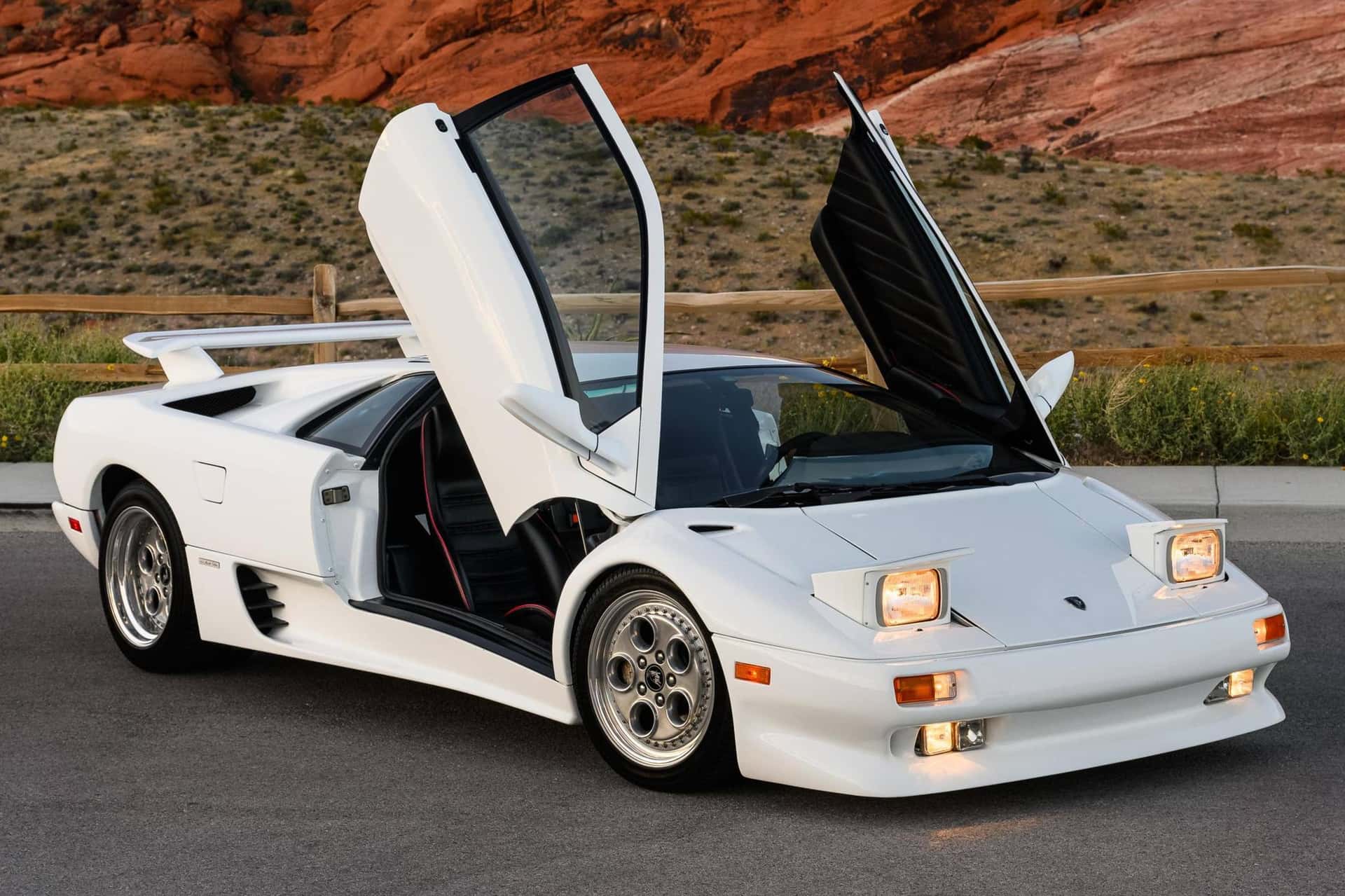 1991 Lamborghini Diablo sold for $275,000