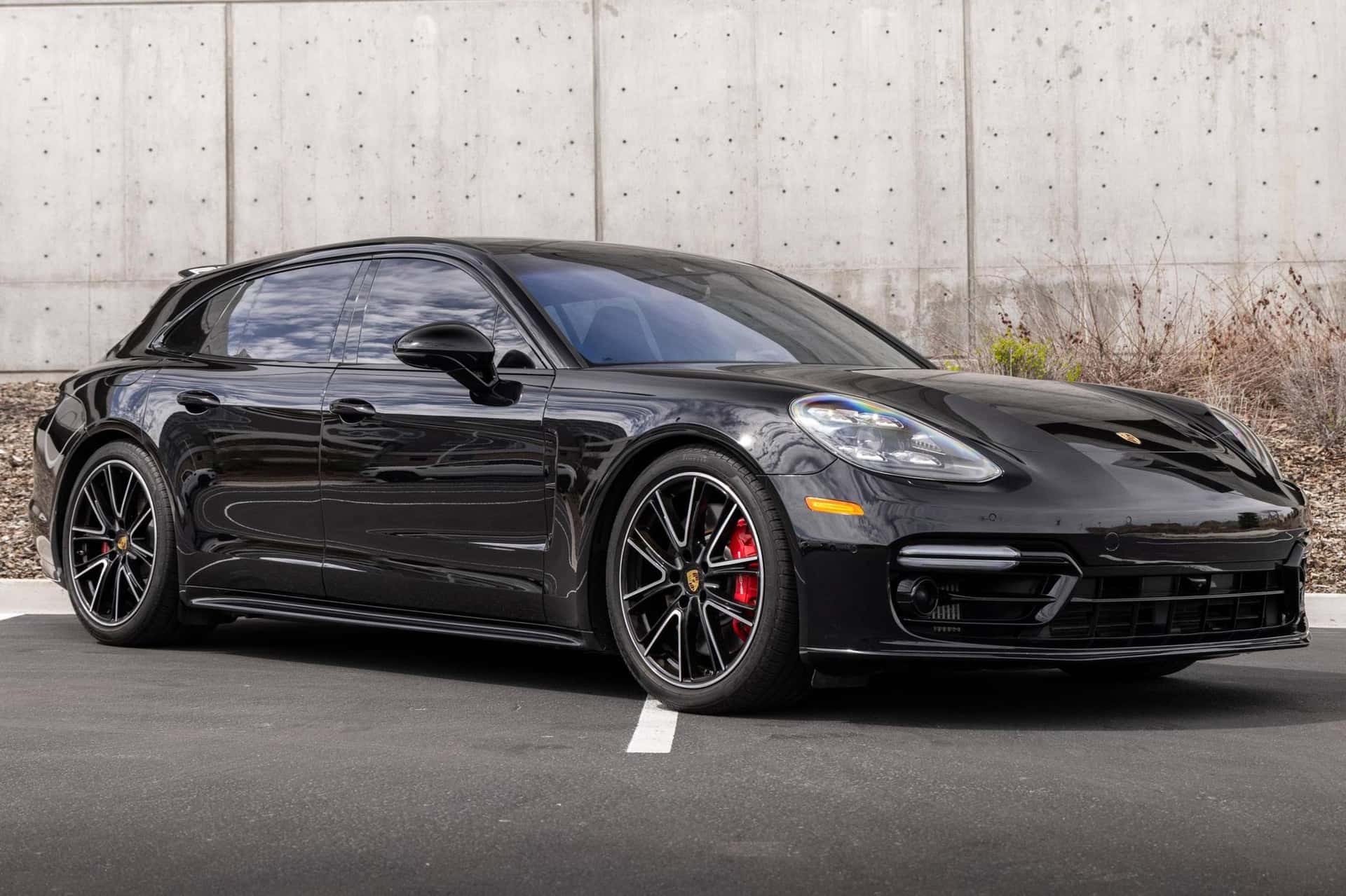 2018 Porsche Panamera sold for $79,000