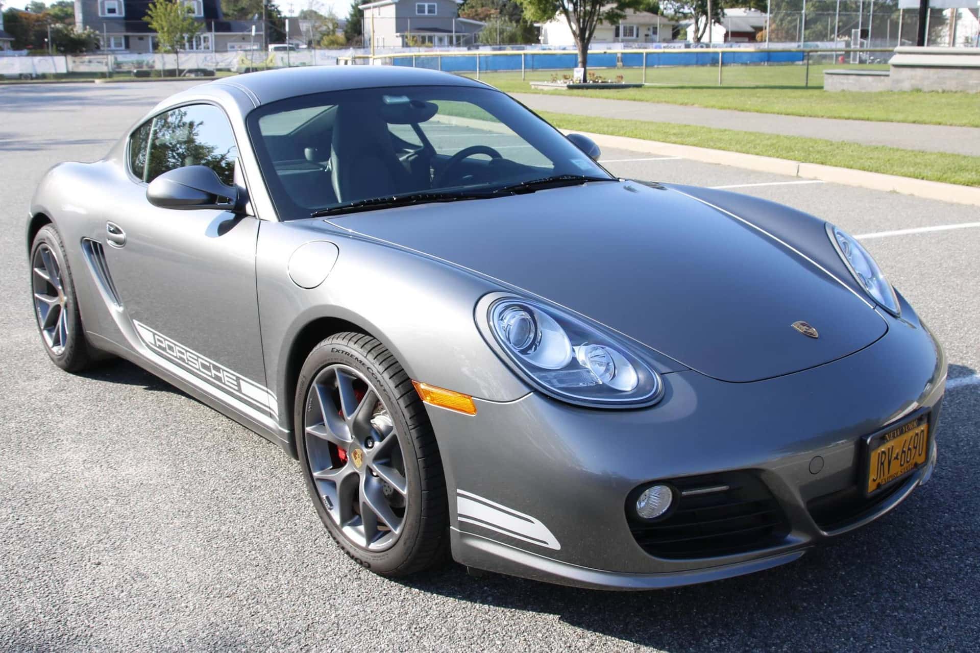 2010 Porsche 987 Cayman sold for $43,000