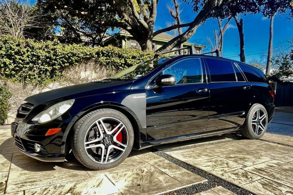 2007 Mercedes-Benz R63 AMG sold for $20,000