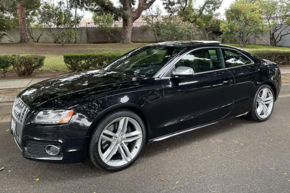 2010 Audi S5 sold for $12,750