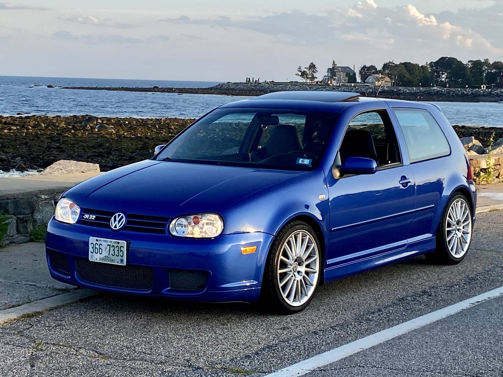 2004 Volkswagen R32 sold for $12,100