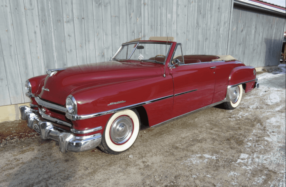 1952 Chrysler Windsor sold for $15,001