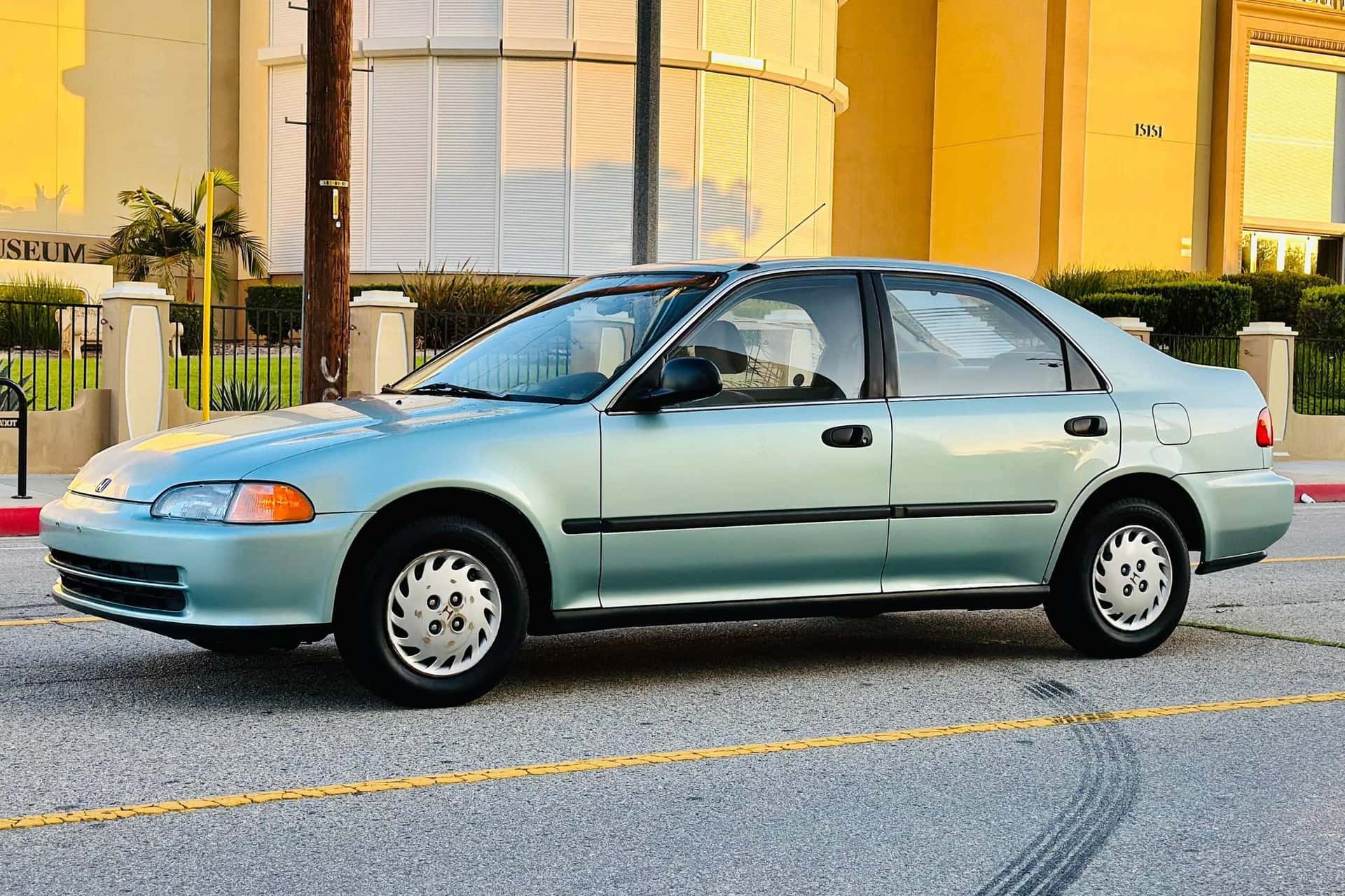 1992 Honda Civic sold for $5,325