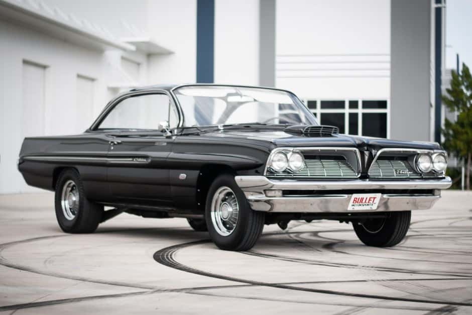 1961 Pontiac Catalina sold for $52,500