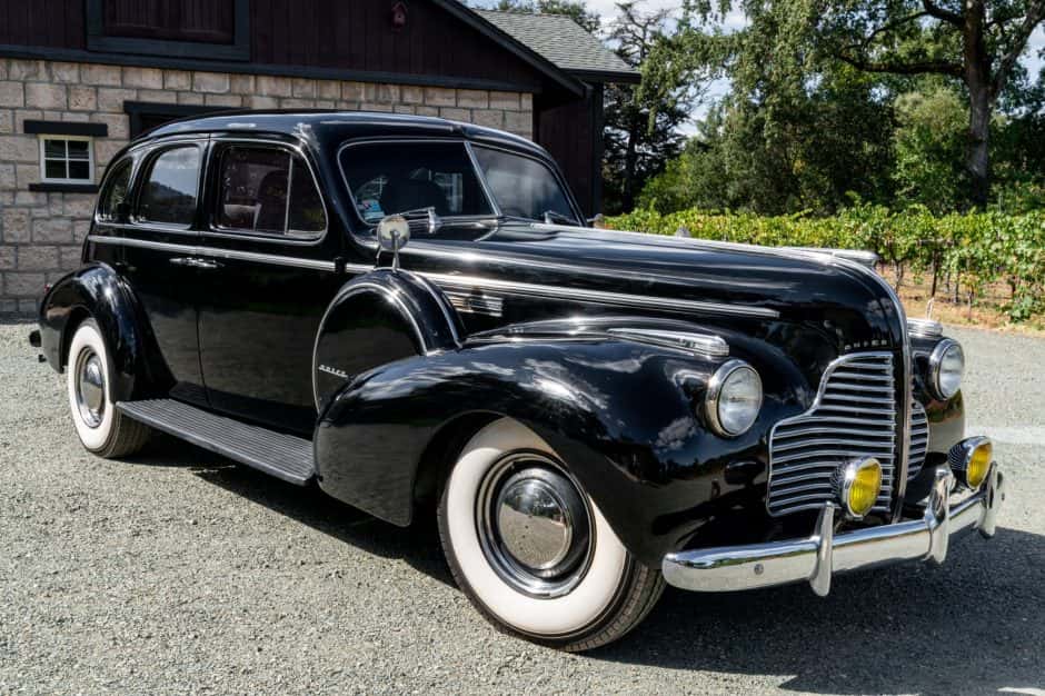 1940 Buick  sold for $8,501