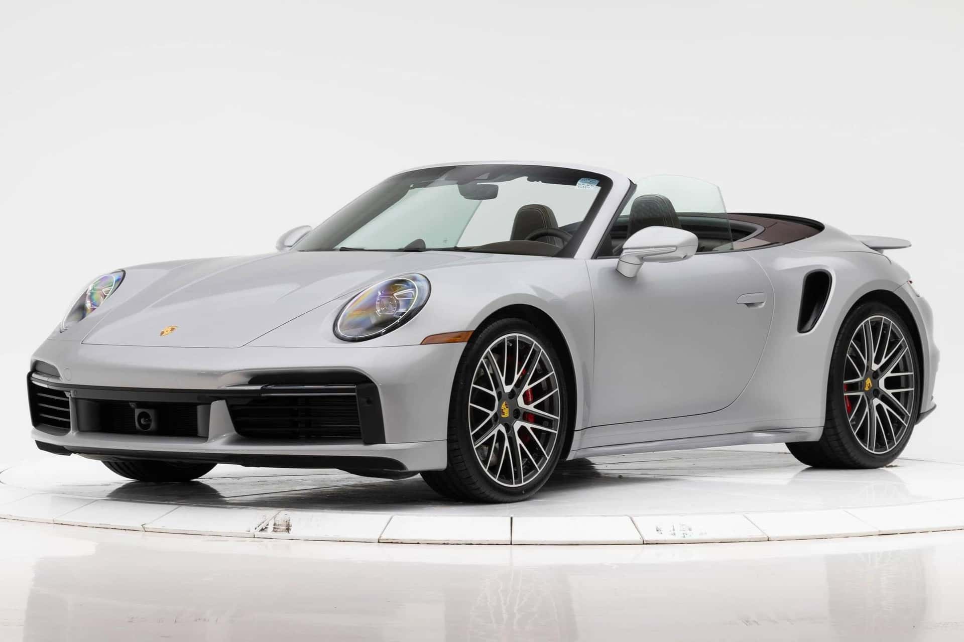 2021 Porsche 992 911 sold for $165,992