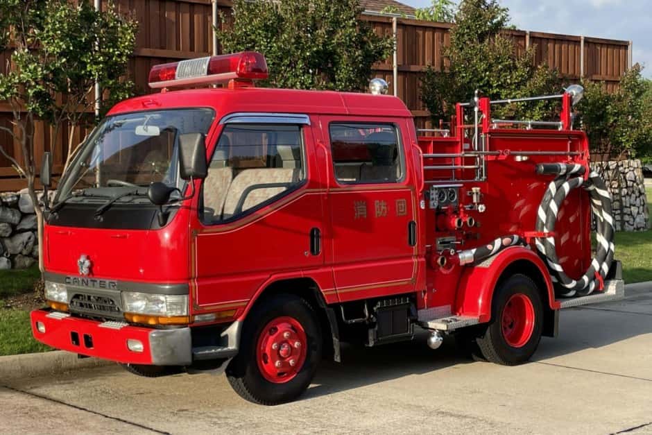 1995 Mitsubishi Canter sold for $26,250