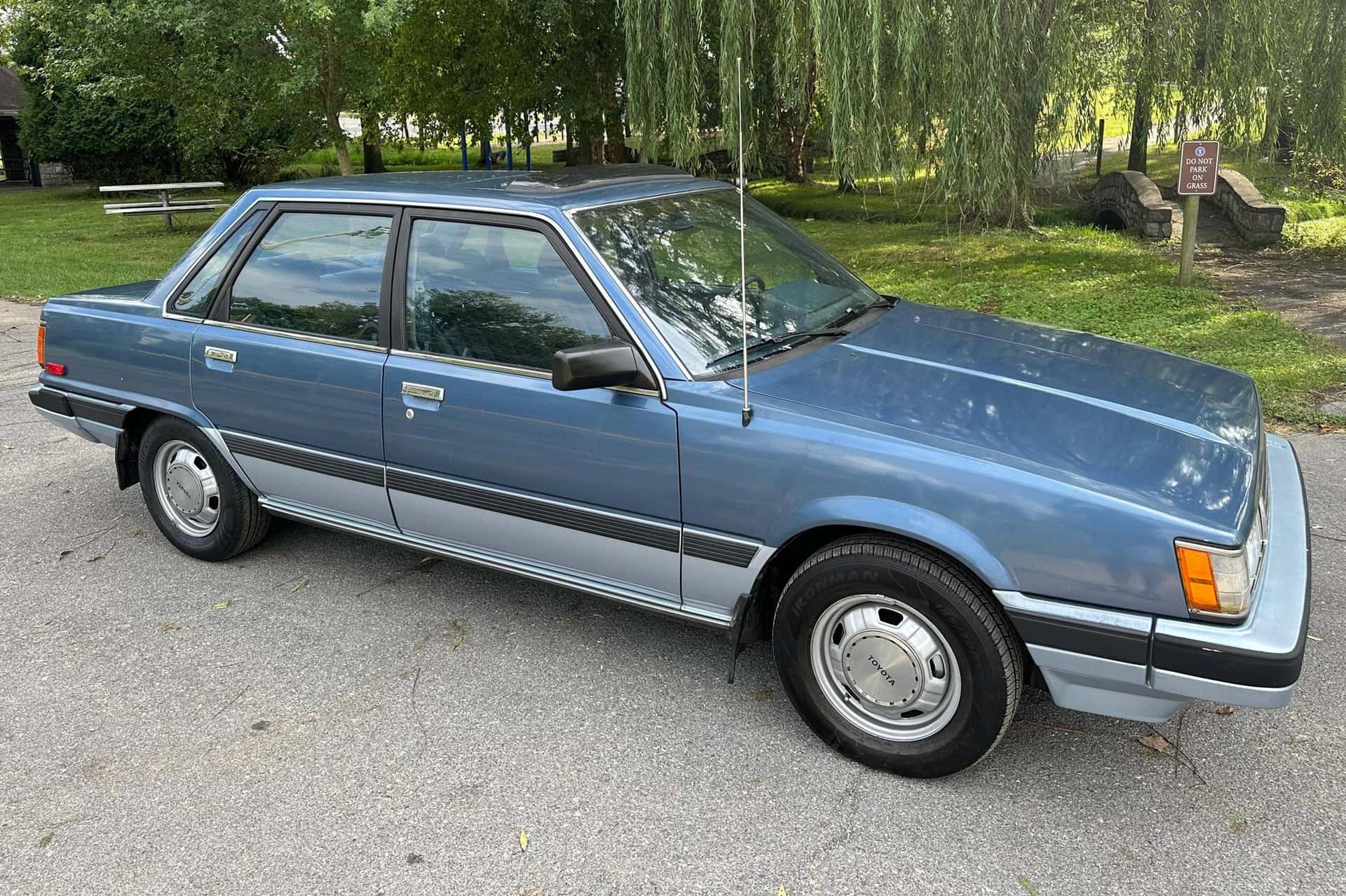 1986 Toyota Camry sold for $6,700