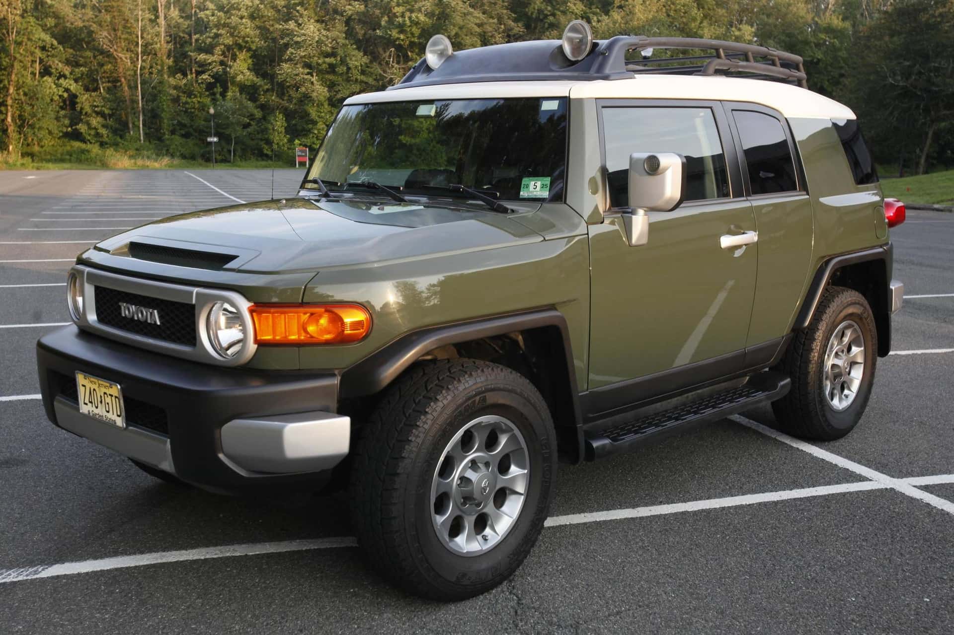 2012 Toyota FJ Cruiser sold for $24,500