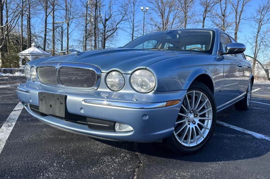 2007 Jaguar X350/X356/X358 XJ (2004-2009) sold for $10,500