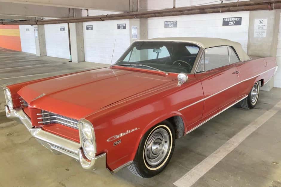 1964 Pontiac Catalina sold for $18,000
