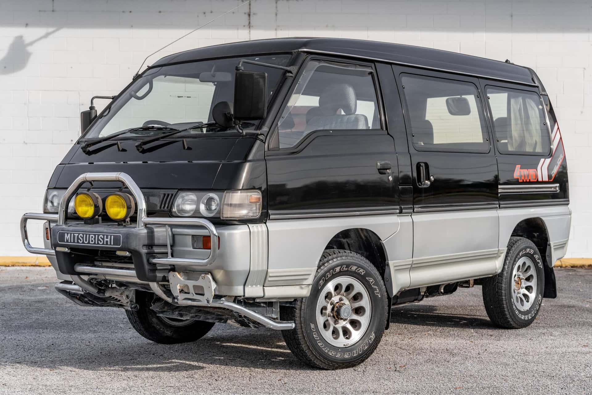 1996 Mitsubishi Delica sold for $9,900