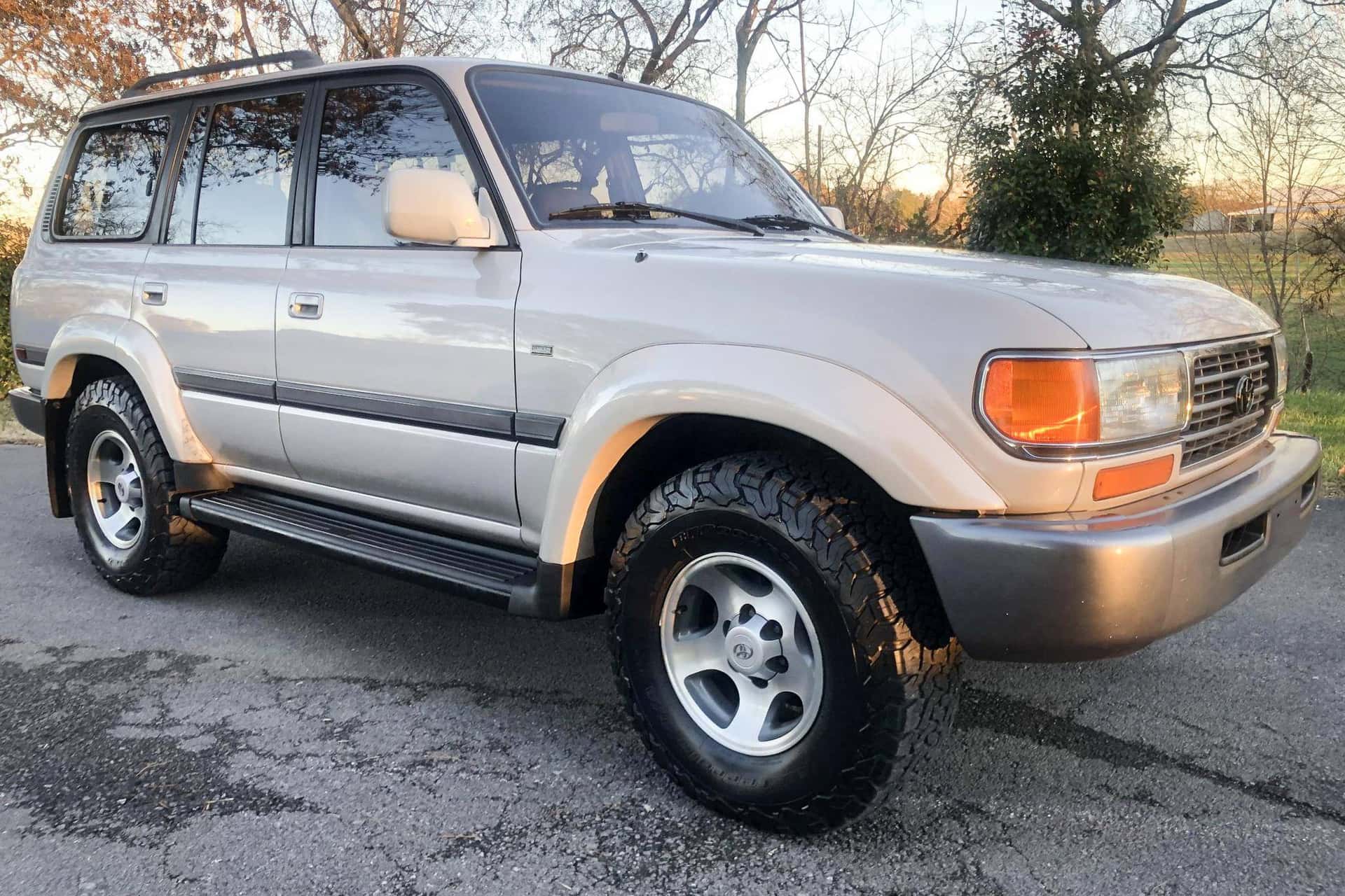 1997 Toyota Land Cruiser sold for $18,775