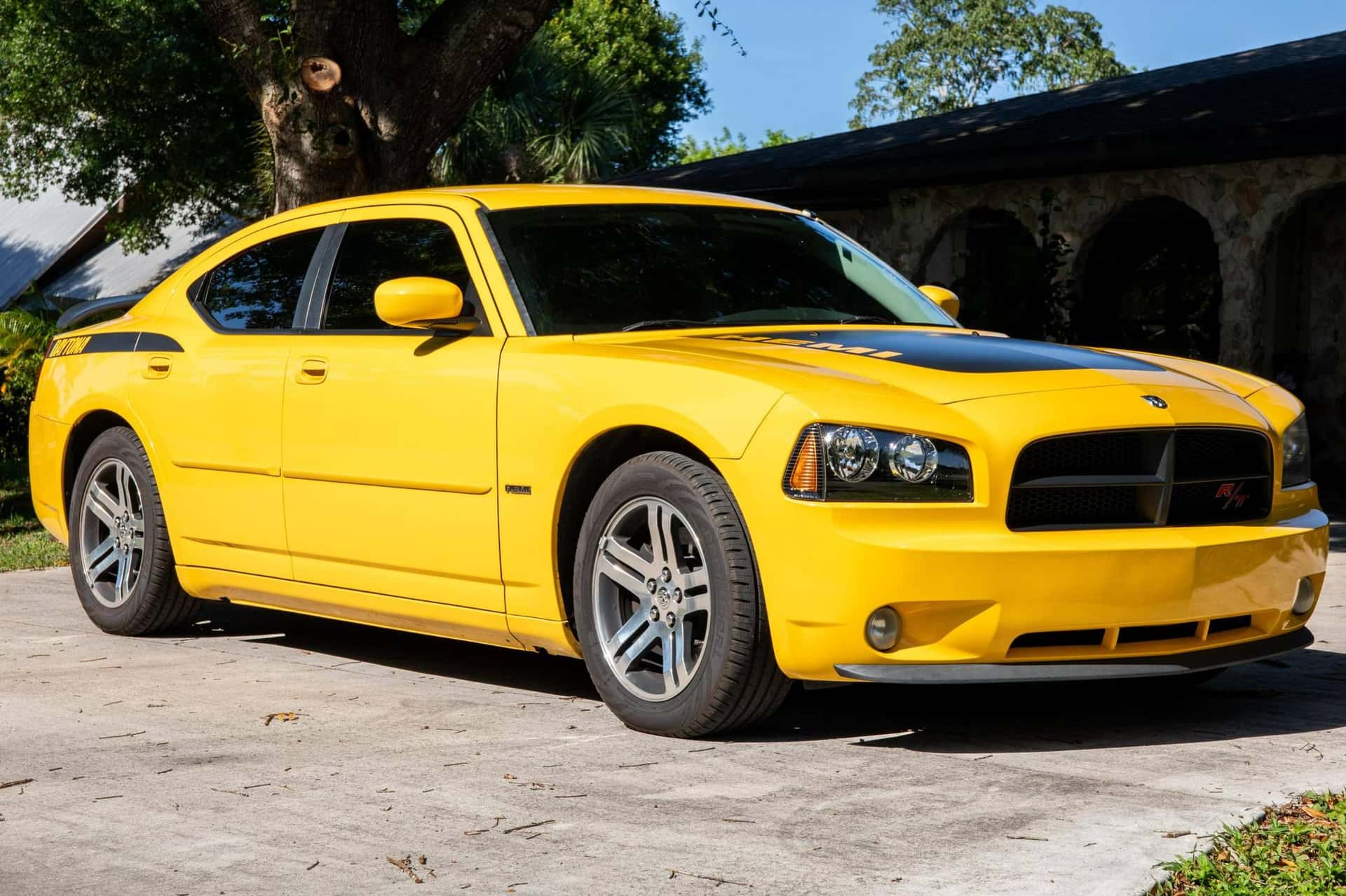 2006 Dodge Charger sold for $7,100