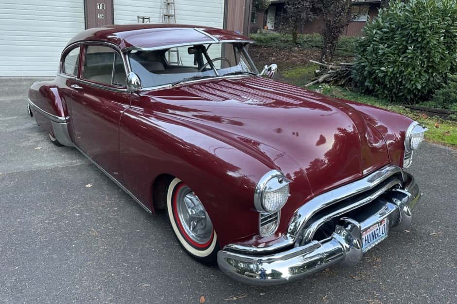 1949 Oldsmobile 88 sold for $15,300