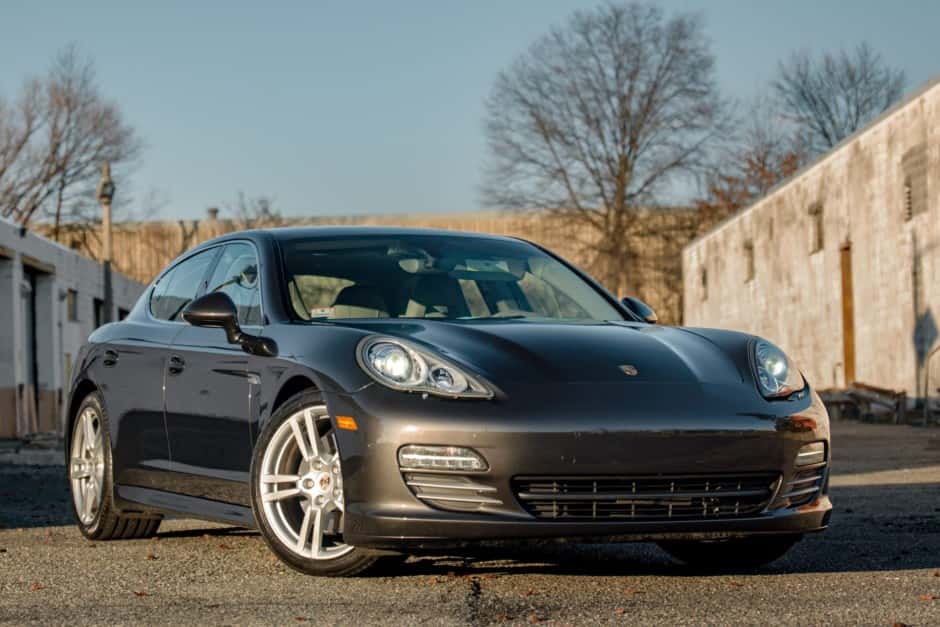 2010 Porsche Panamera sold for $27,500