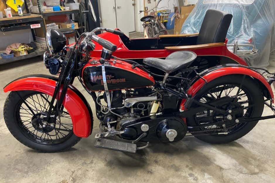 1932 Harley-Davidson Big-Twin Flathead (1930-1948) sold for $25,000
