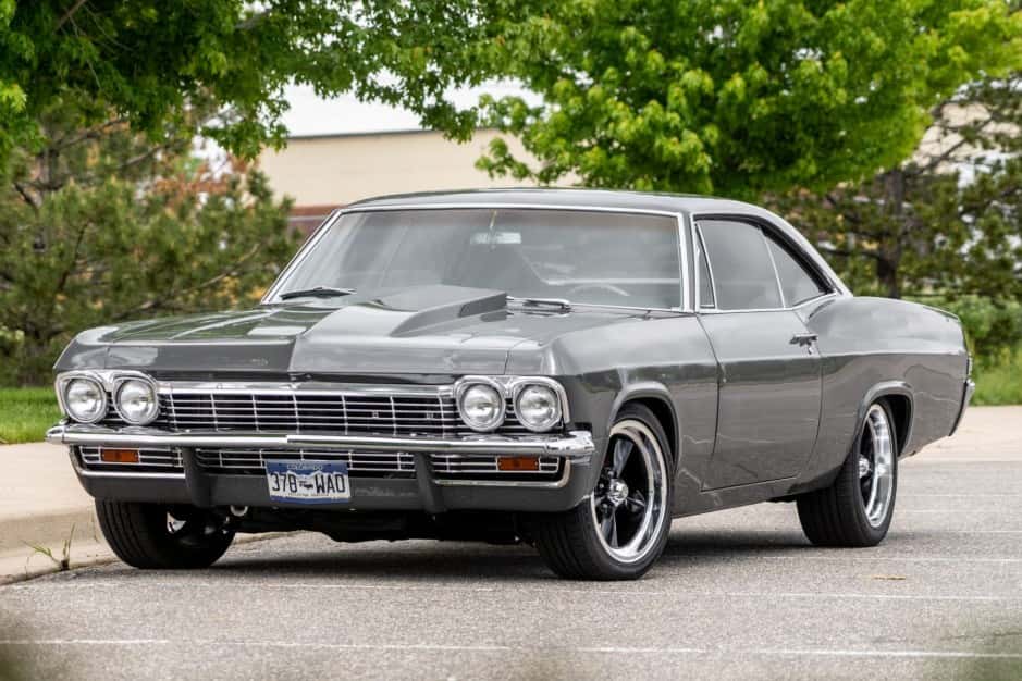 1965 Chevrolet Impala sold for $27,515