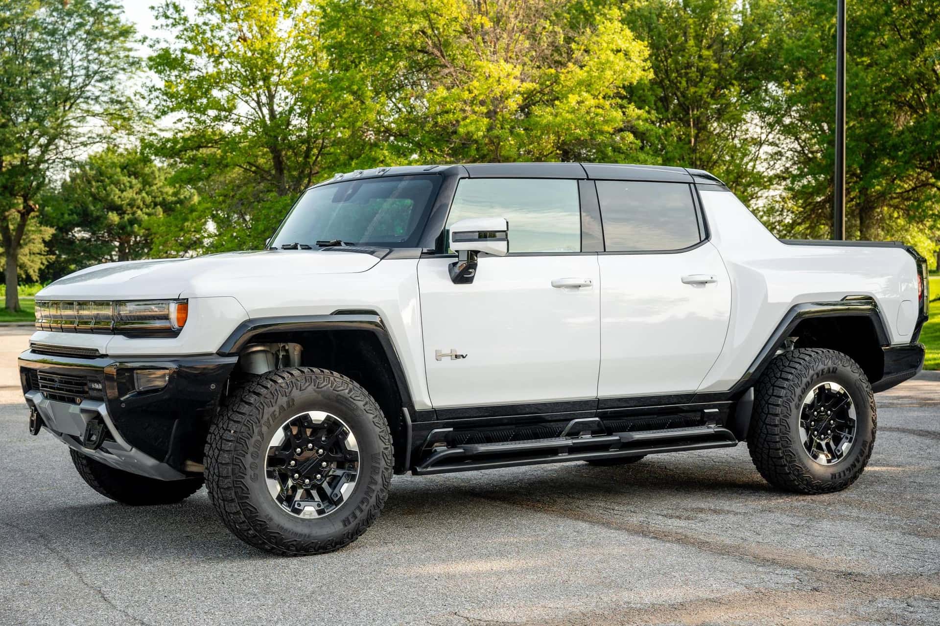 2023 Hummer EV Pickup sold for $135,000