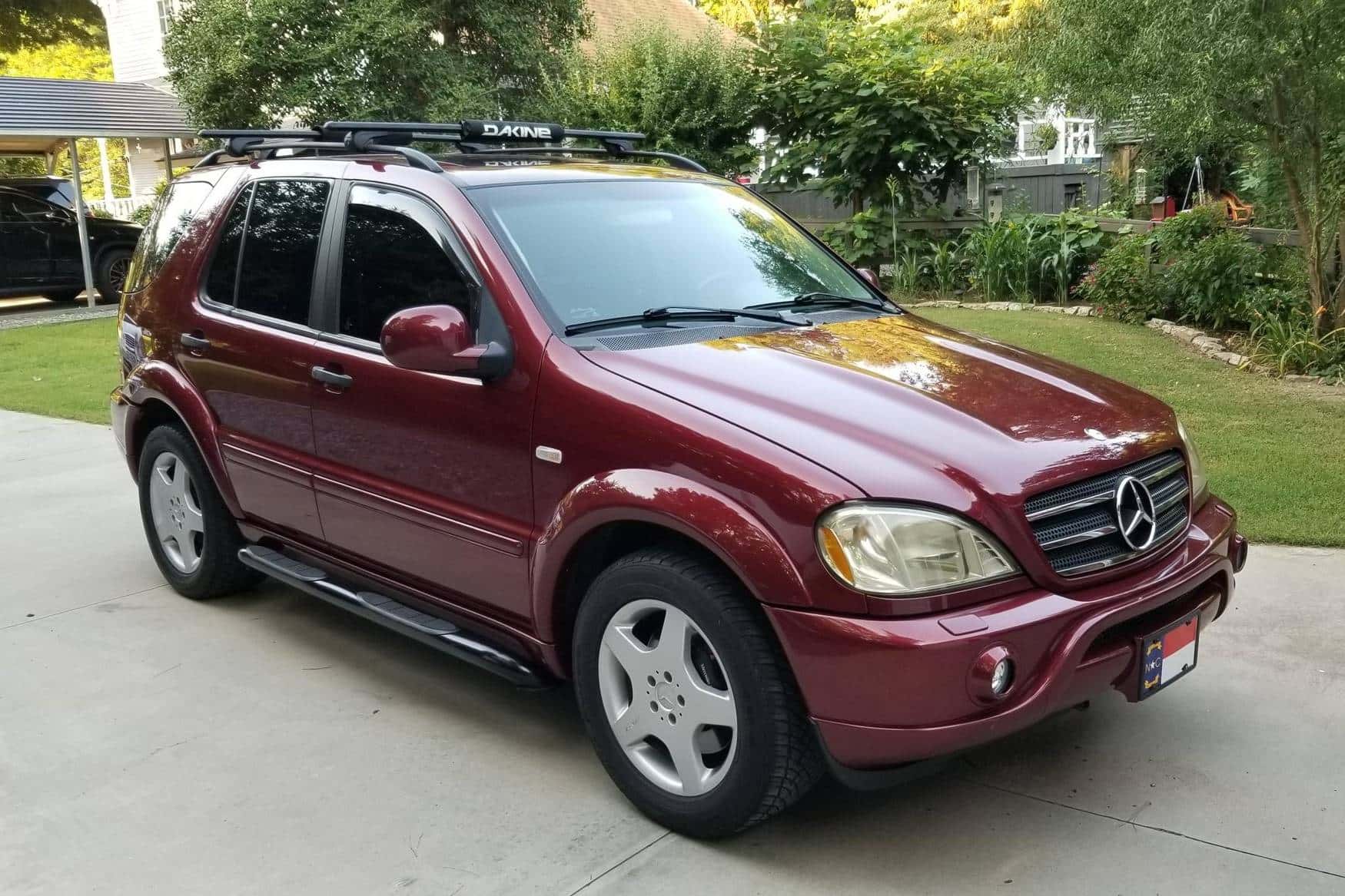 2000 Mercedes-Benz ML AMG sold for $7,111