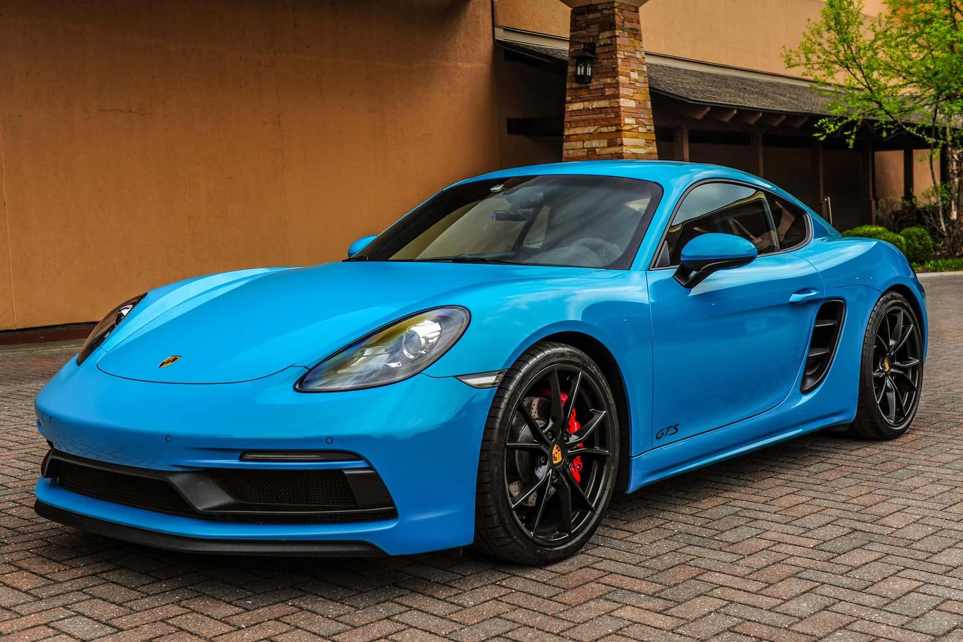 2019 Porsche 718 Cayman sold for $65,000