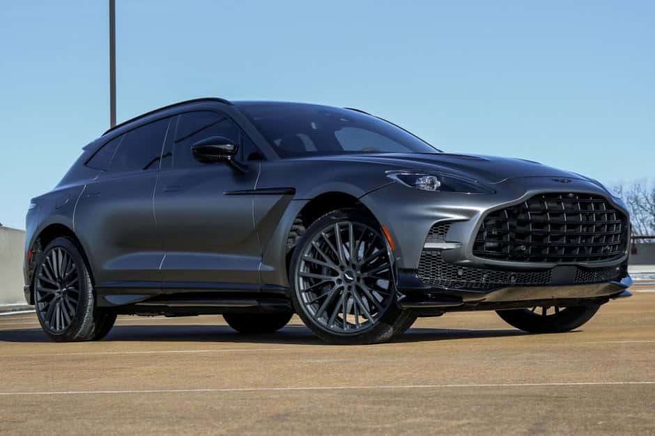 2023 Aston Martin DBX sold for $175,000