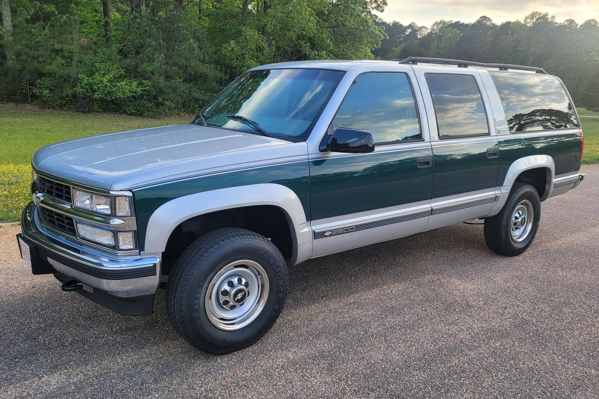1997 Chevrolet Suburban sold for $11,000