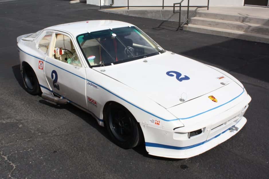 1979 Porsche 924 sold for $16,924