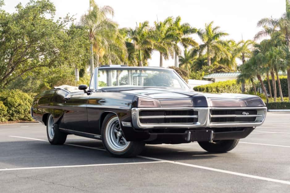 1967 Pontiac Grand Prix sold for $29,138