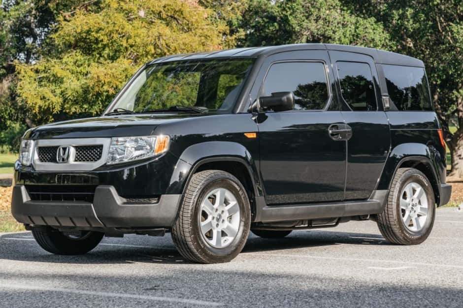 2010 Honda Element sold for $32,000