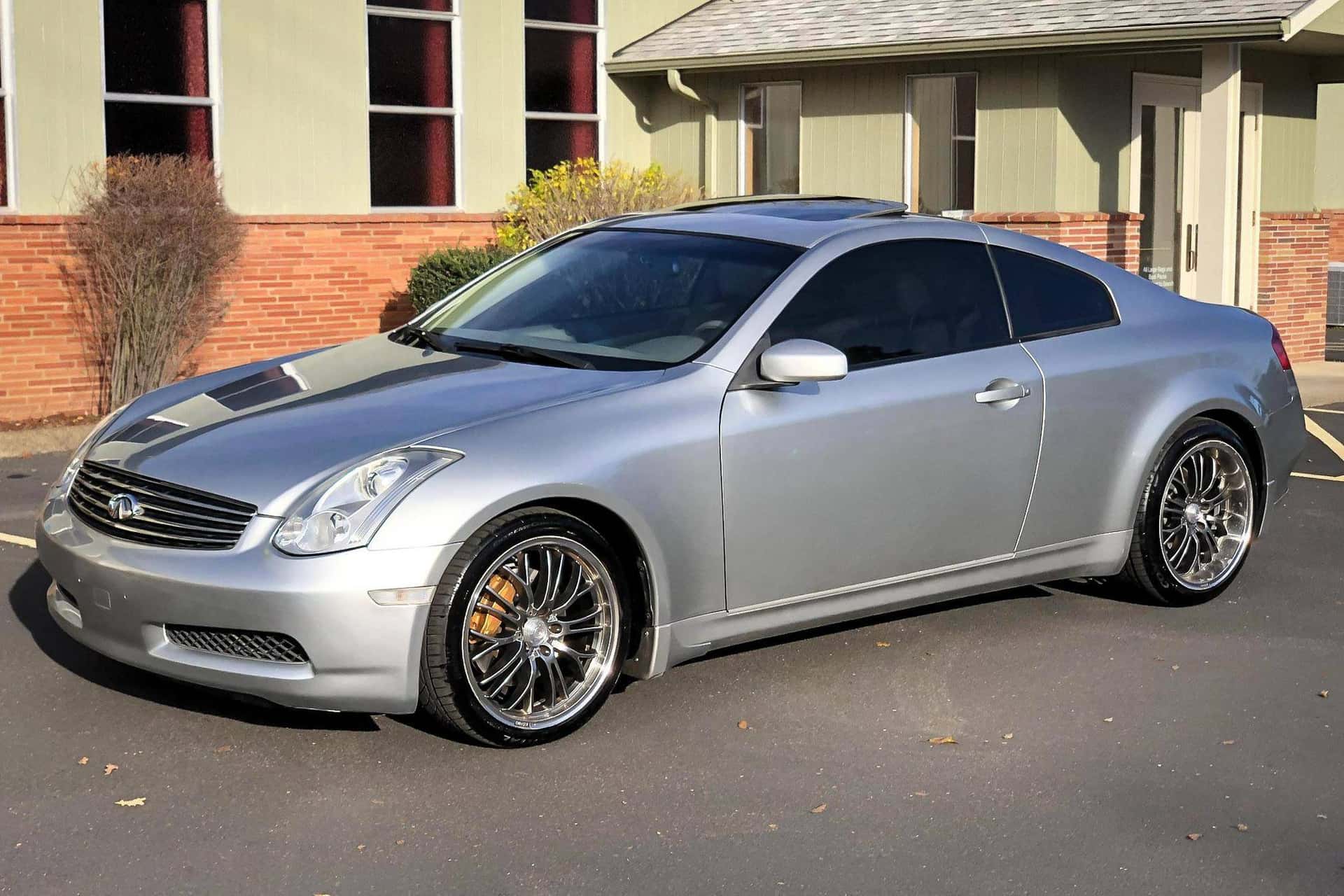 2003 Infiniti G35 sold for $9,000