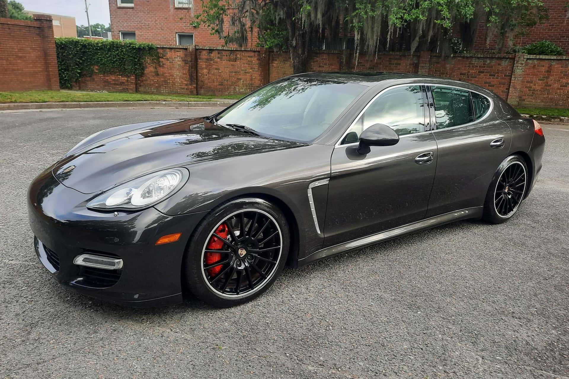 2012 Porsche Panamera sold for $28,250