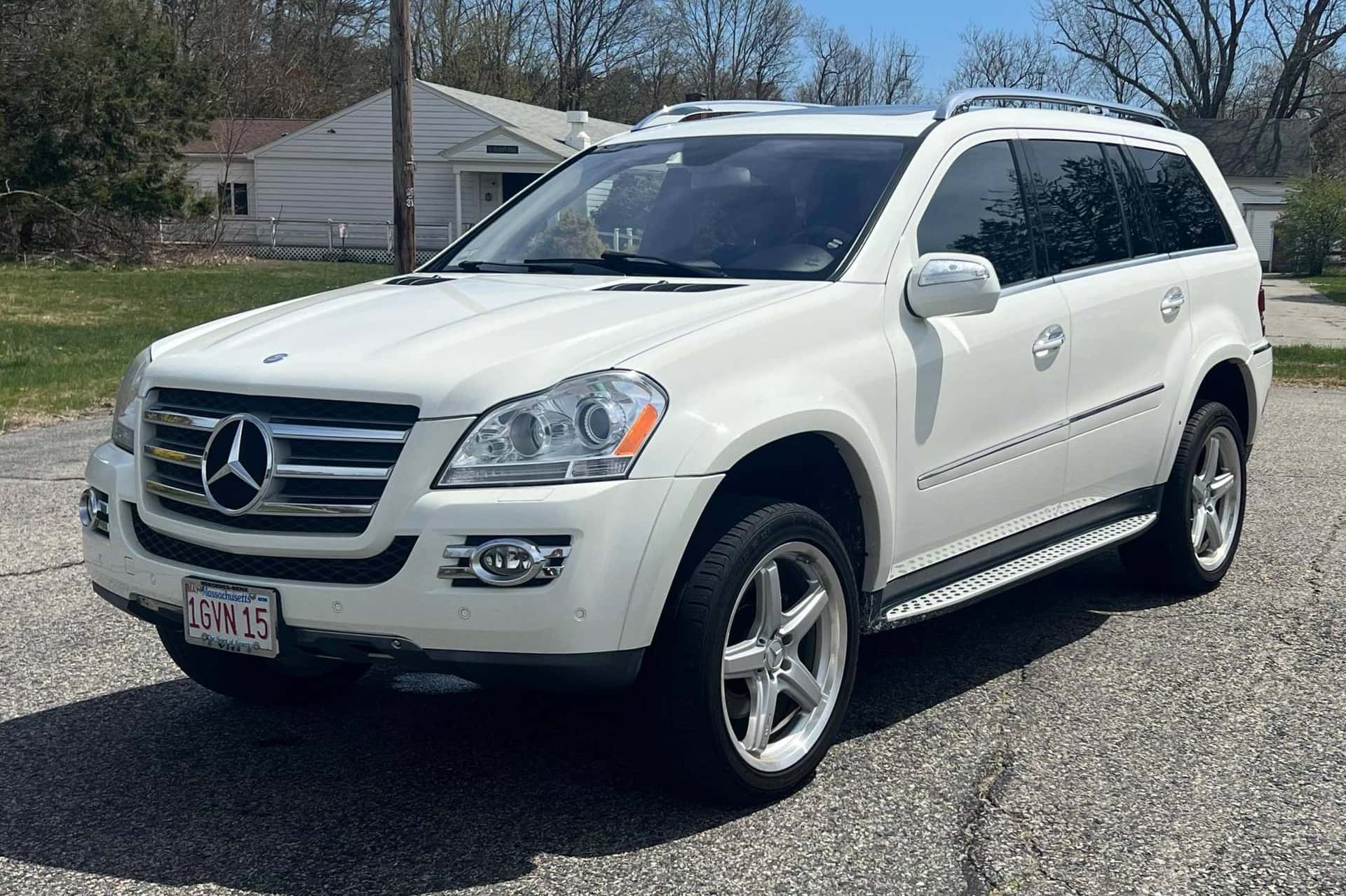 2009 Mercedes-Benz GL-Class sold for $11,850