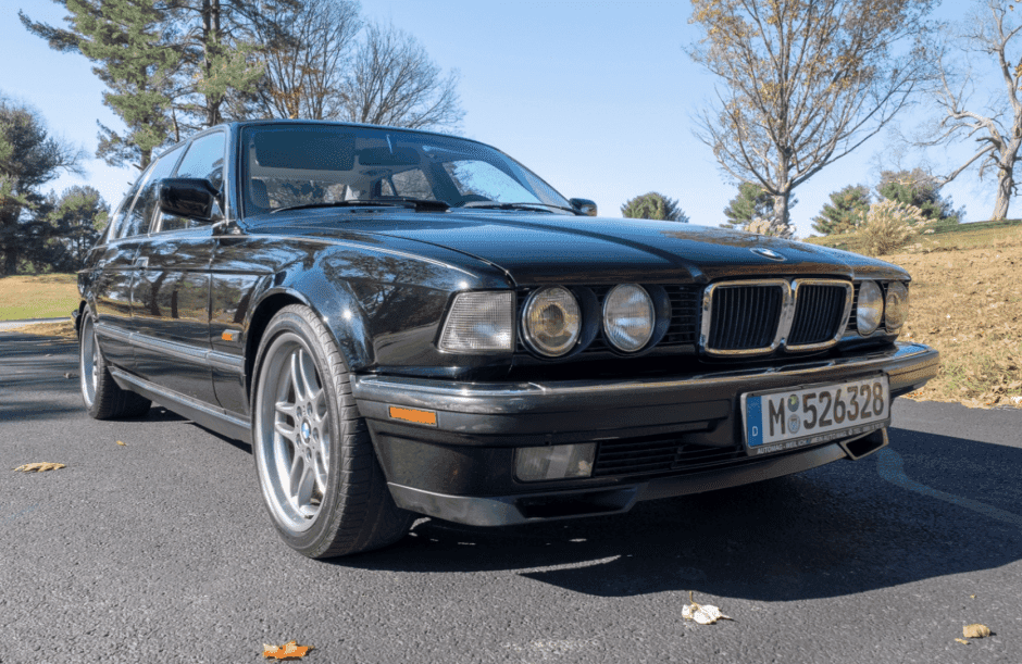 1993 BMW E32 7-Series sold for $6,232