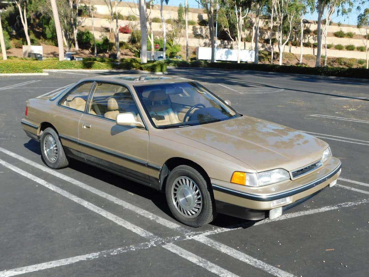 1990 Acura Legend sold for $2,799