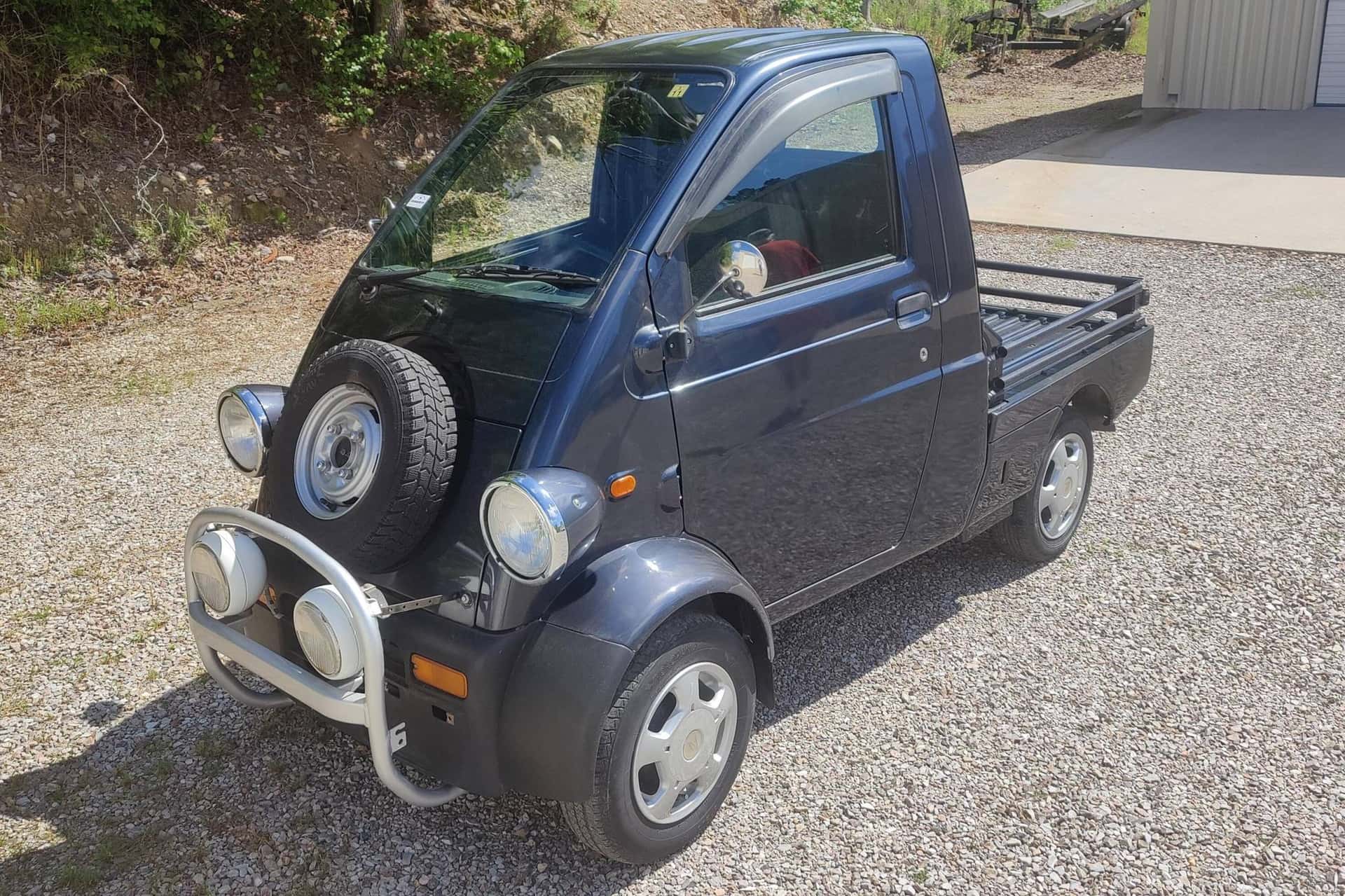 1996 Daihatsu Midget sold for $4,200