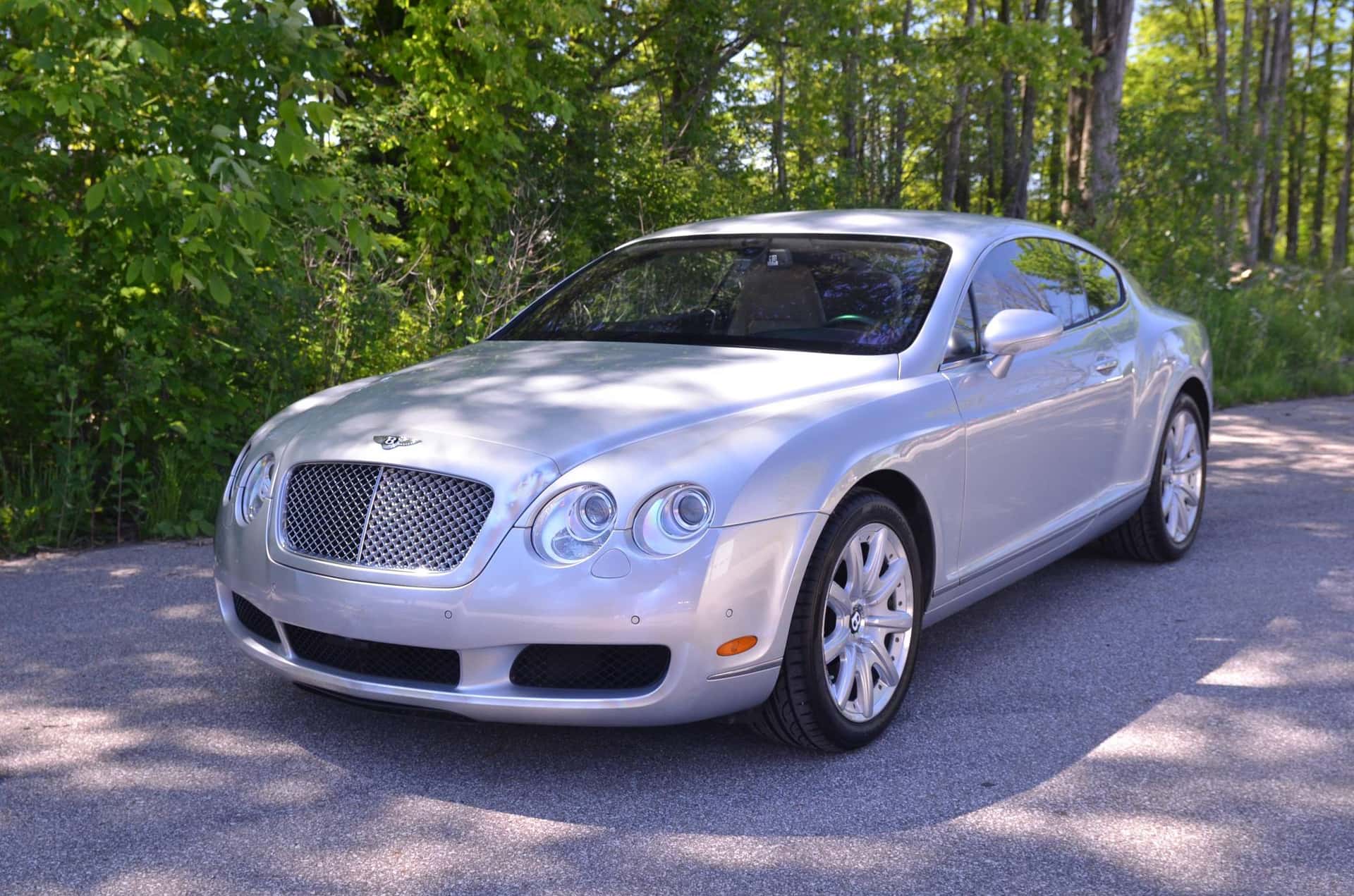 2004 Bentley Continental sold for $32,257