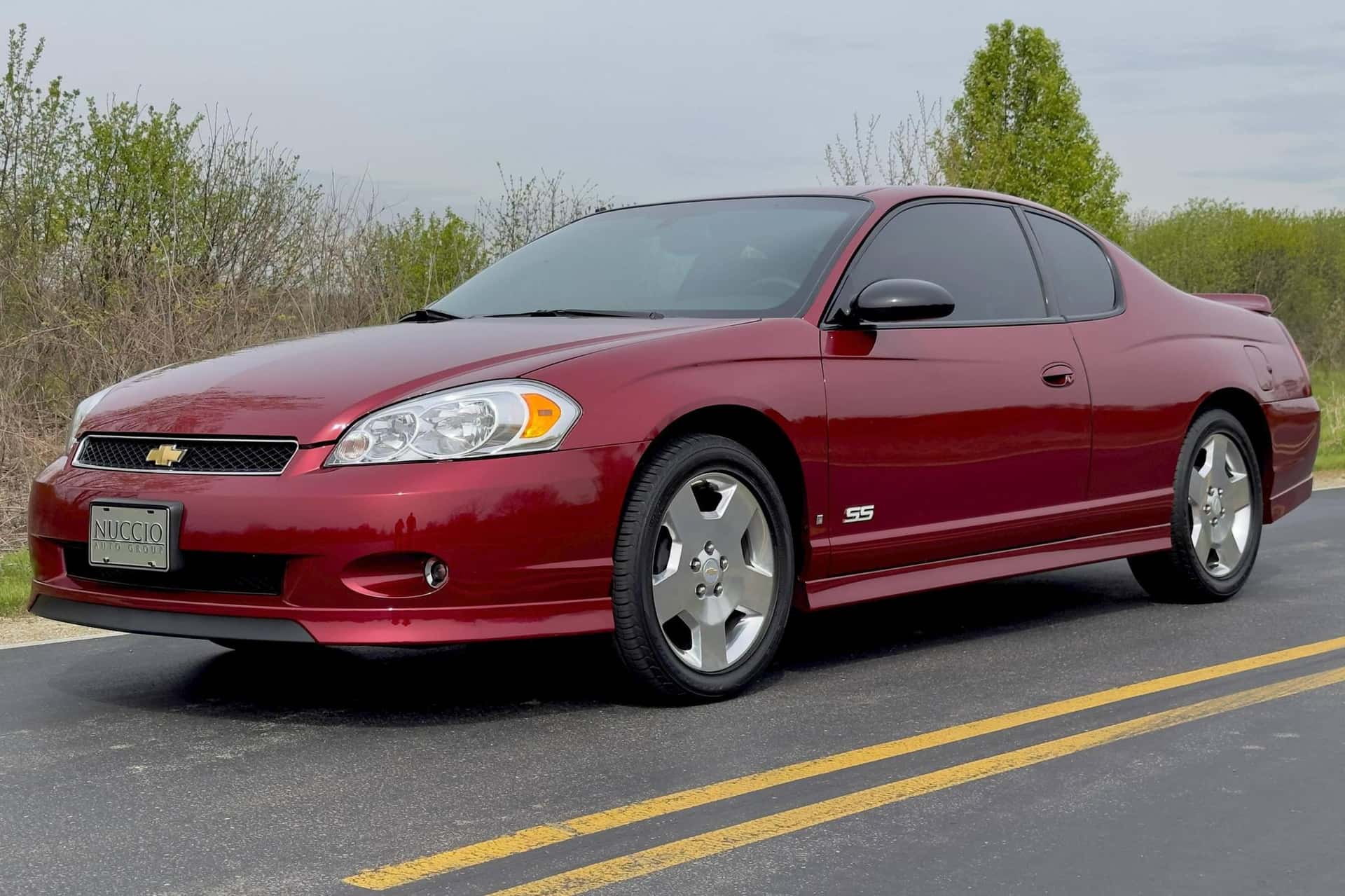 2007 Chevrolet Monte Carlo sold for $14,200