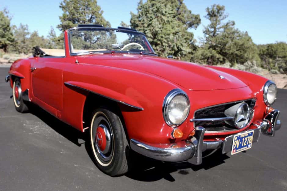 1955 Mercedes-Benz 190SL sold for $60,500