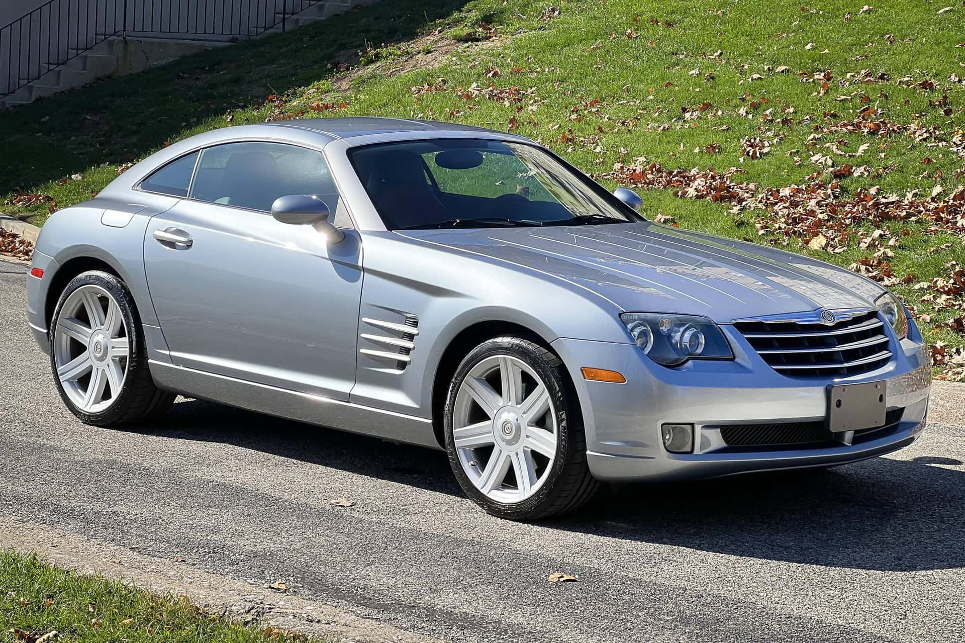2004 Chrysler Crossfire sold for $9,400