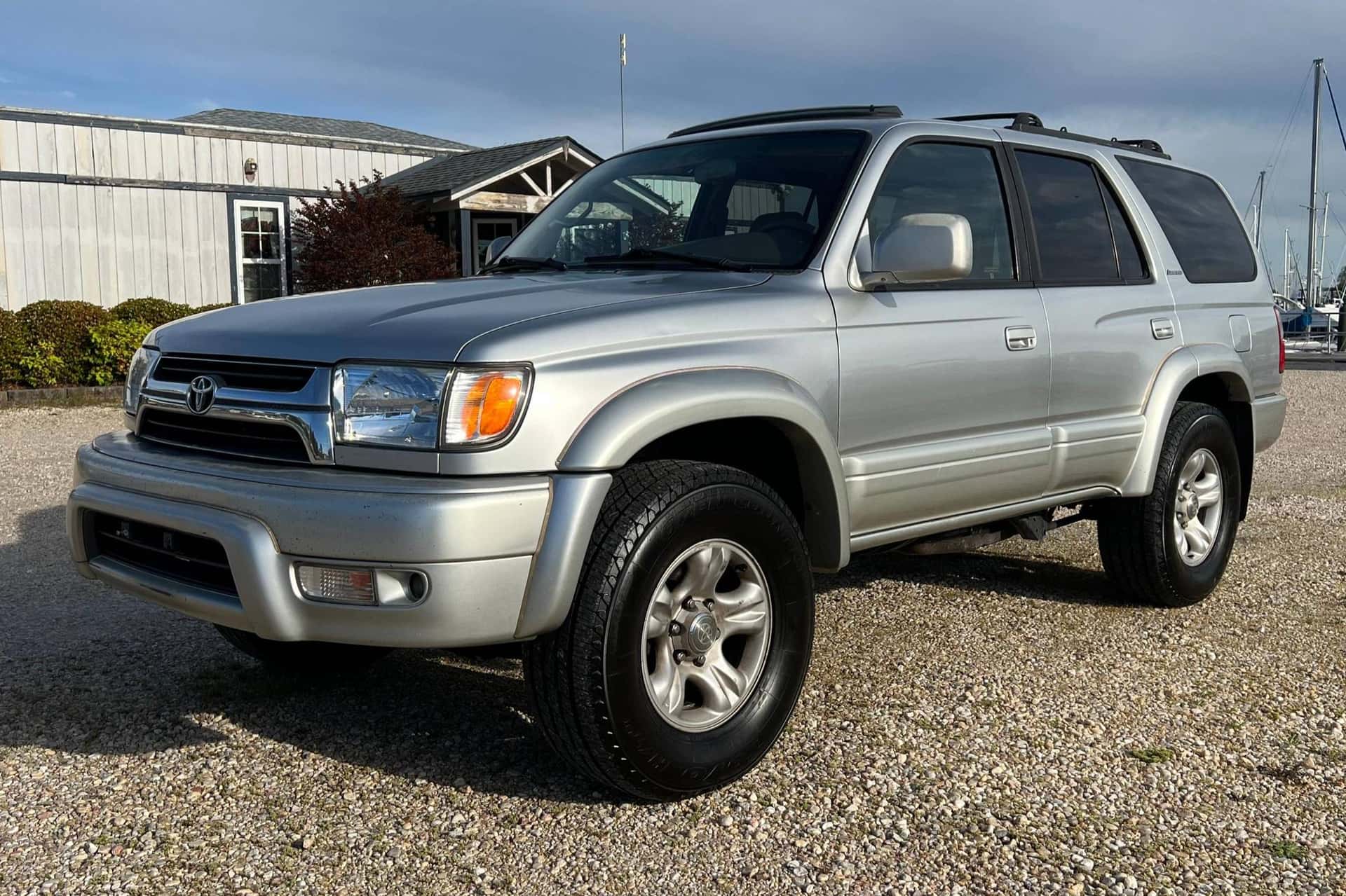 2001 Toyota 4Runner sold for $10,500